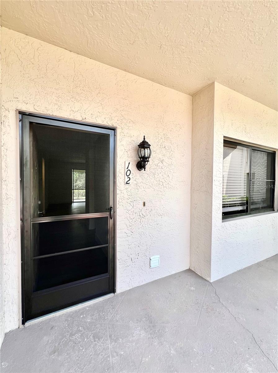 3014 RED OAK CT #102 — photo 8