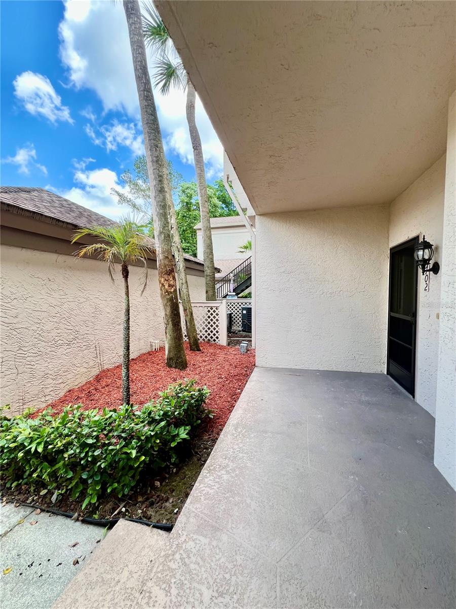 3014 RED OAK CT #102 — photo 6