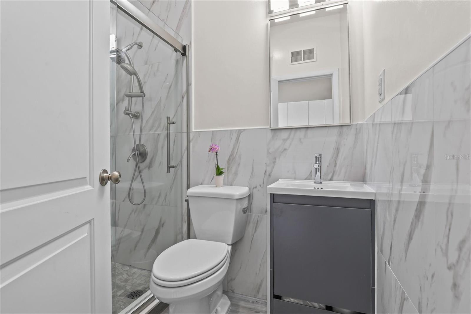 231 LIME CIR S — photo 47