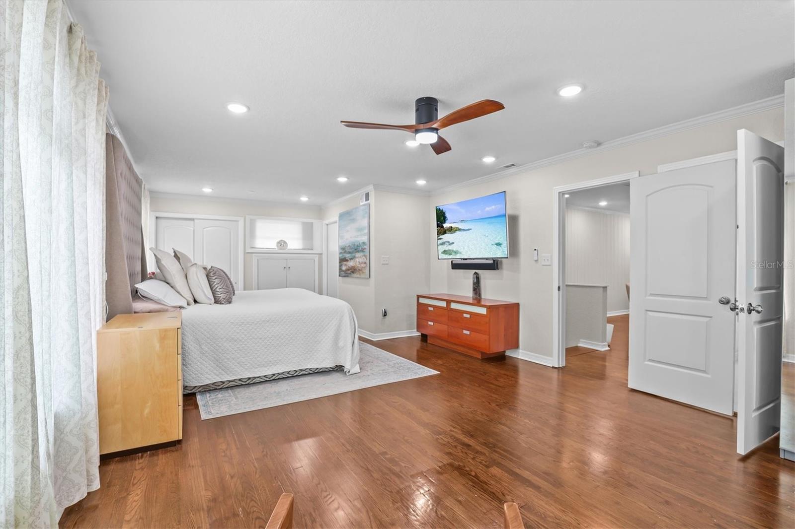 231 LIME CIR S — photo 33