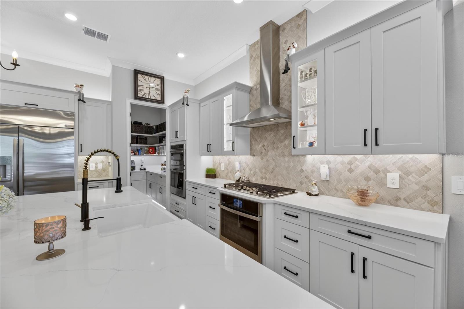 1075 SEAGRAPE DR — photo 25
