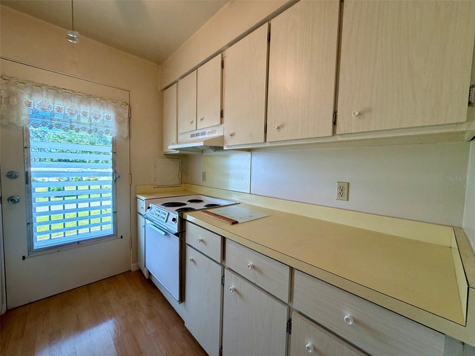 3900 ROXANE BLVD #11B — photo 11