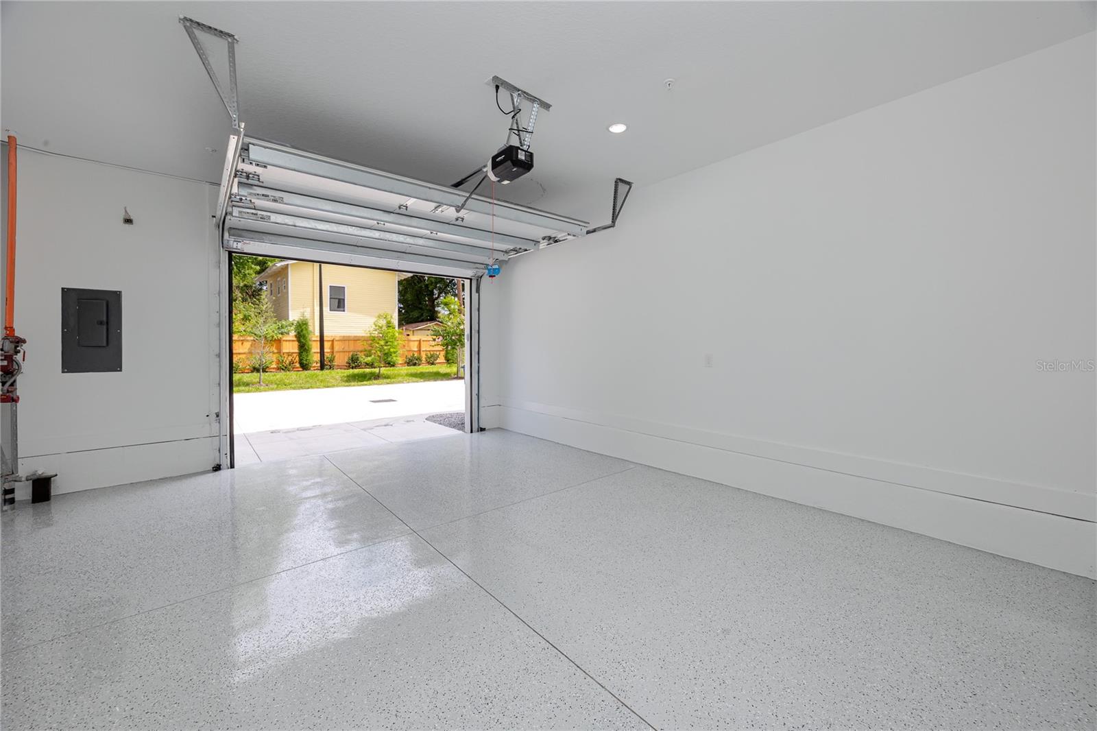 1308 E COLUMBUS DR #2 — photo 42