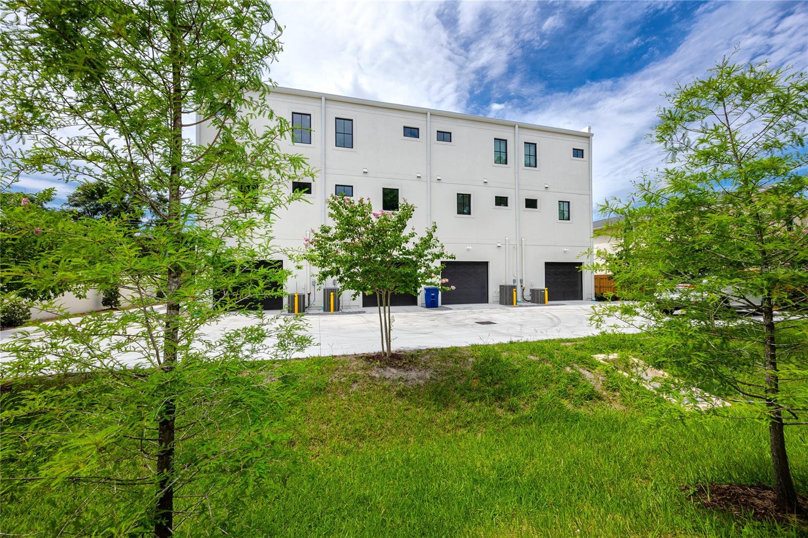 1308 E COLUMBUS DR #2 — photo 44
