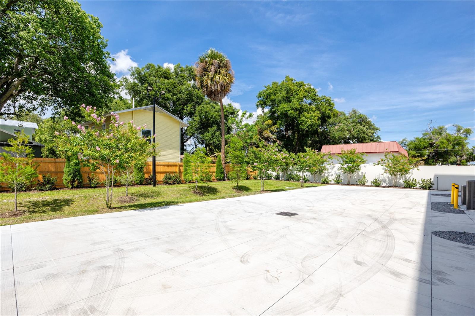 1308 E COLUMBUS DR #2 — photo 43