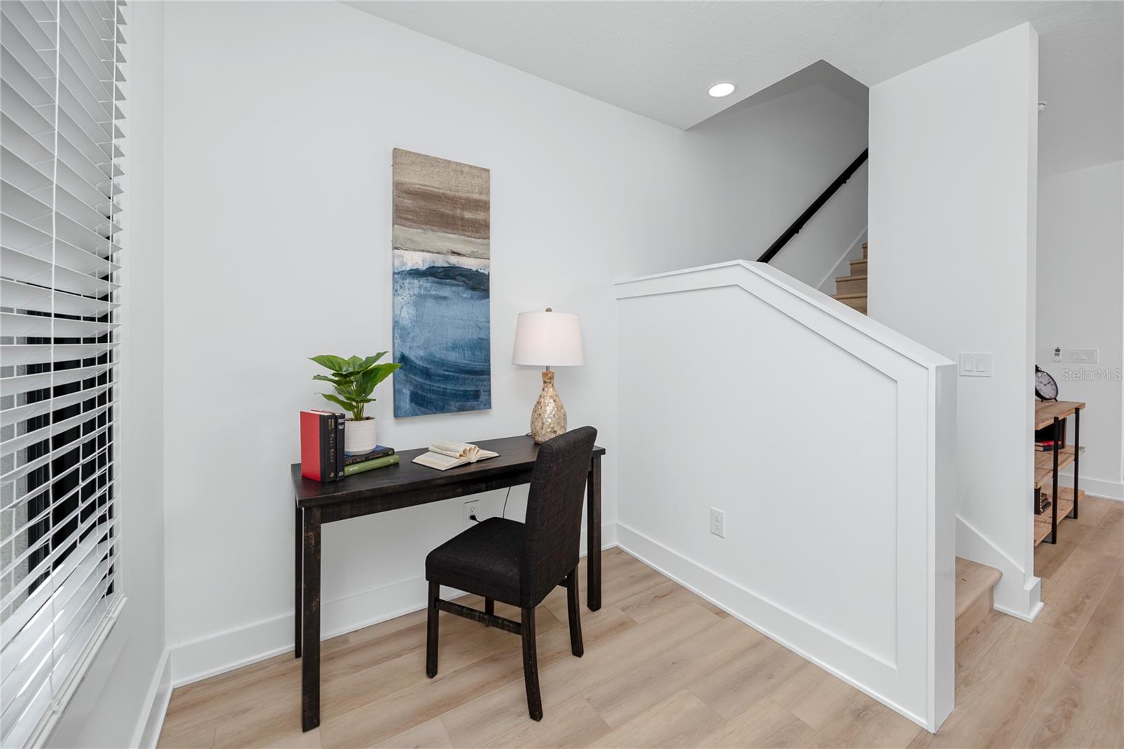 1308 E COLUMBUS DR #2 — photo 29