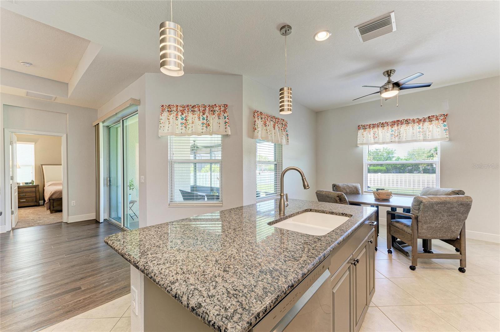 7750 RIDGELAKE CIR — photo 21