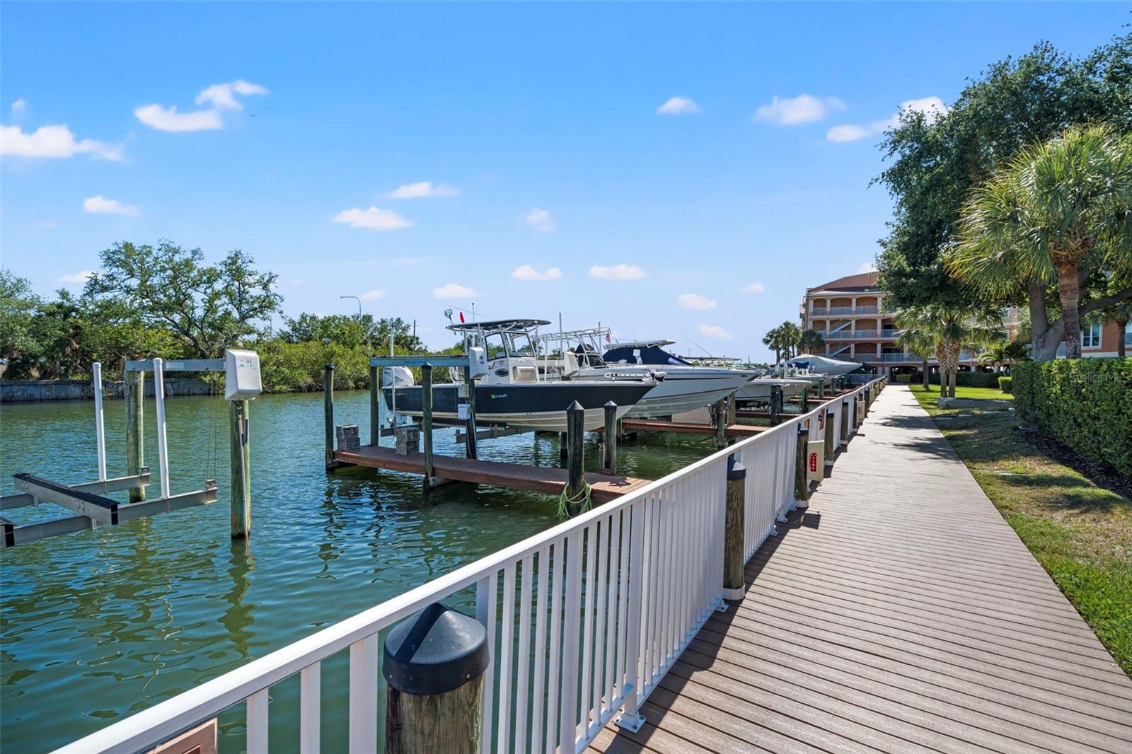 5000 CULBREATH KEY WAY #1-107 — photo 49