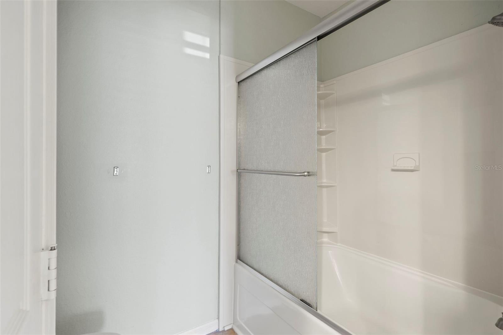 5000 CULBREATH KEY WAY #1-107 — photo 27