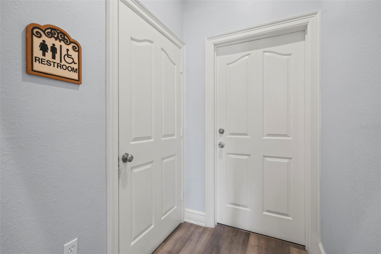 5000 CULBREATH KEY WAY #1-107 — photo 39