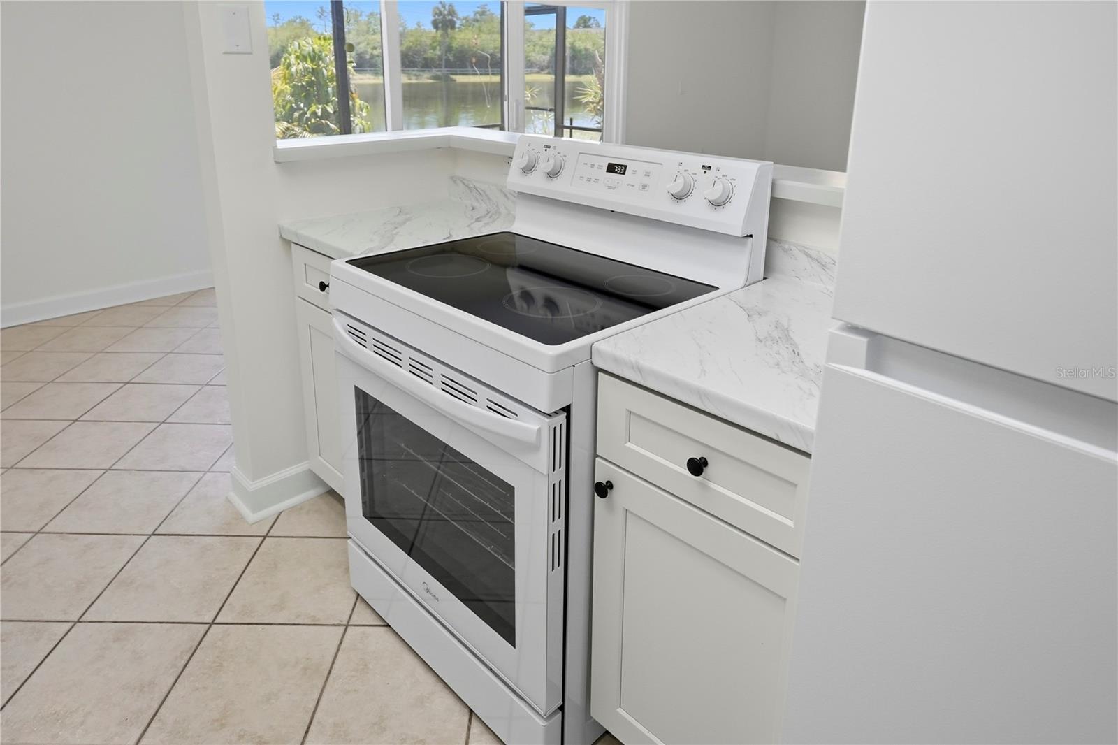 724 115 AVE N #2205 — photo 9