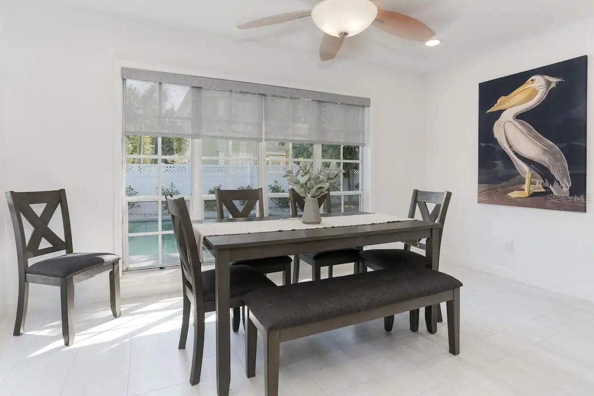 4014 W PALMIRA AVE — photo 18