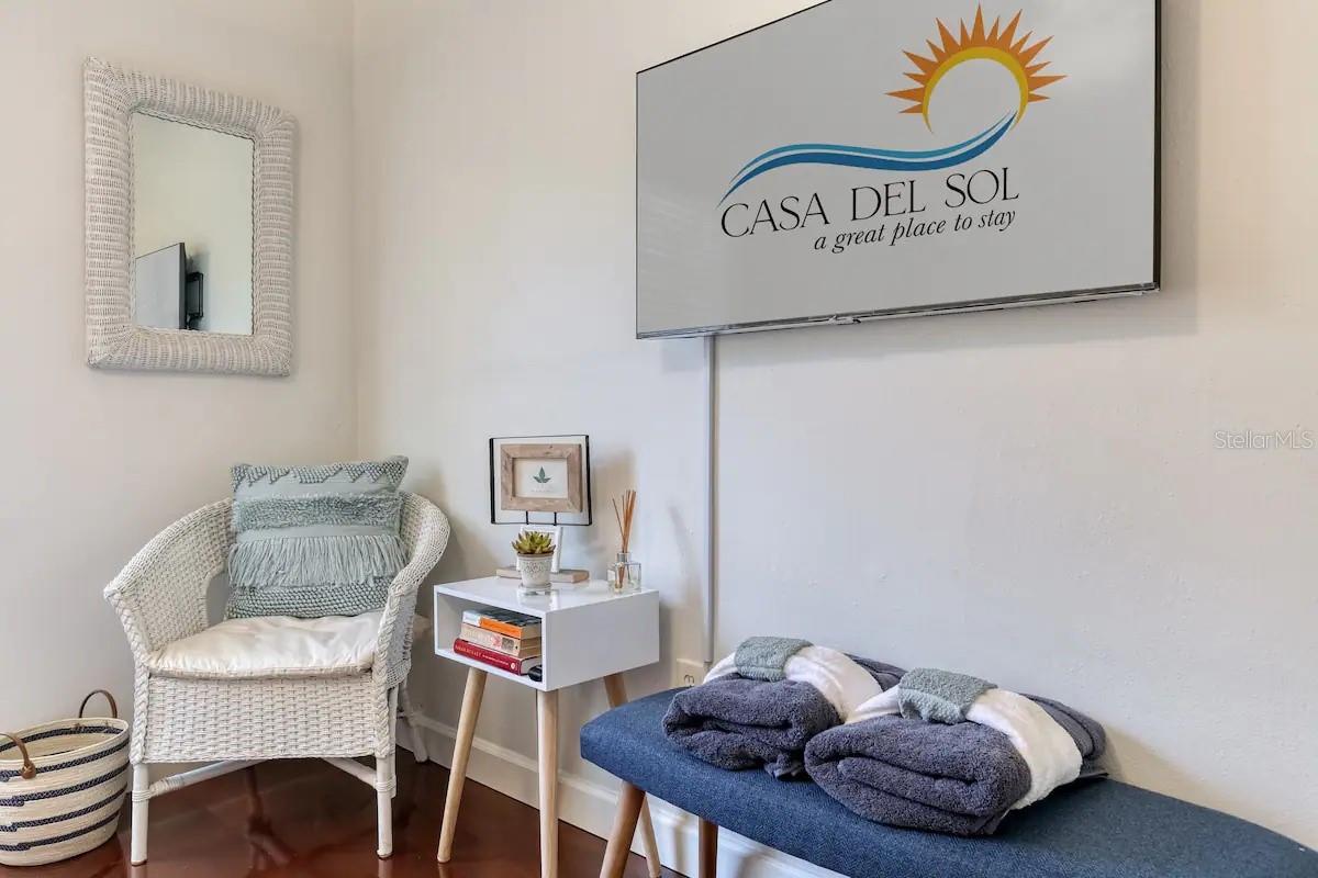 4014 W PALMIRA AVE — photo 46