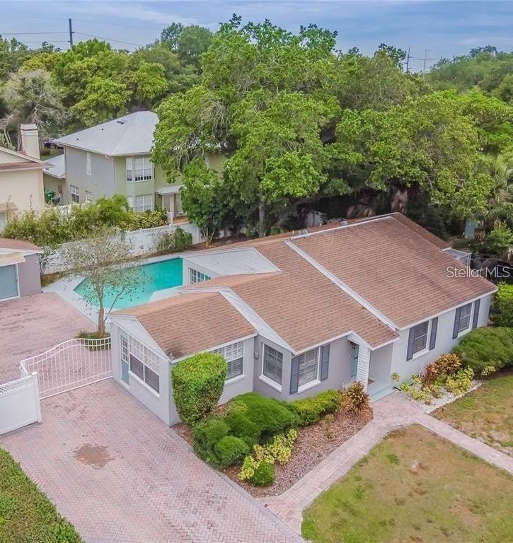 4014 W PALMIRA AVE — photo 2