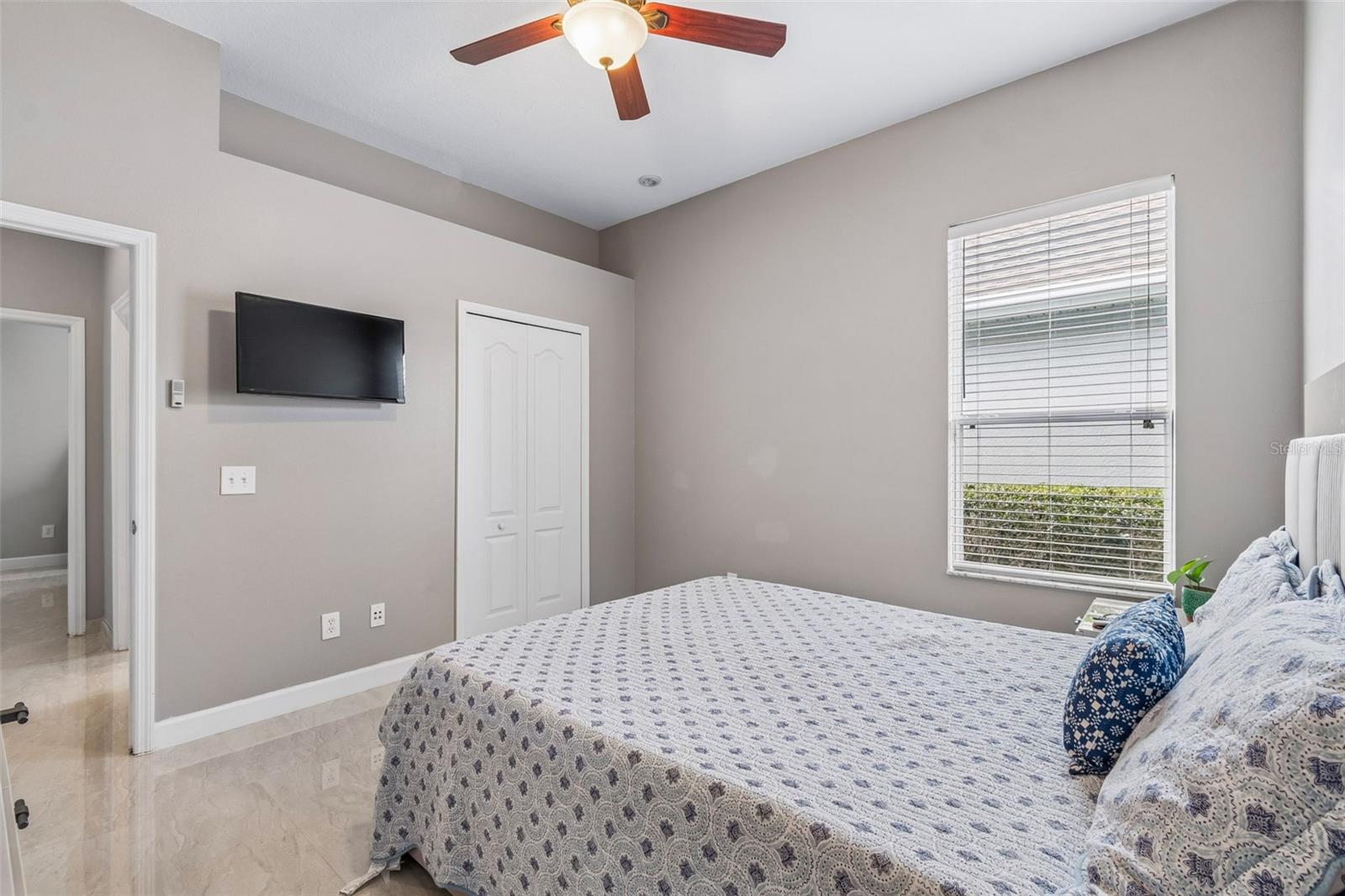 20133 HERON CROSSING DR — photo 23