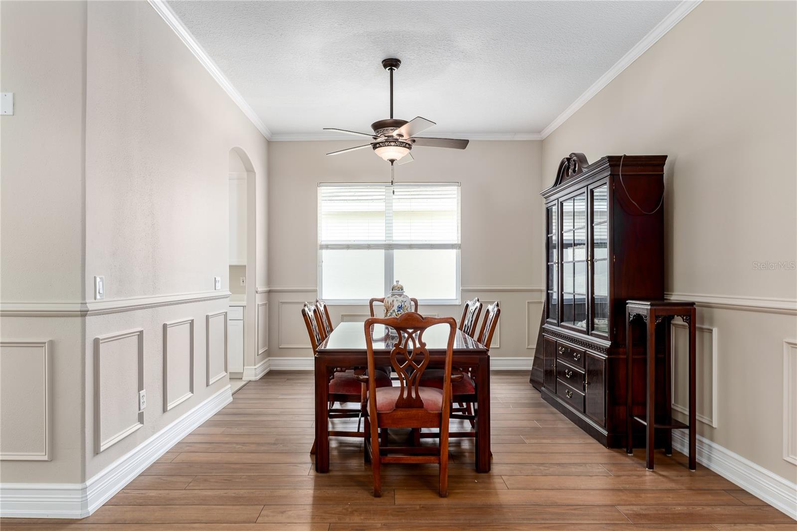 3208 WOODLAND FERN DR — photo 3