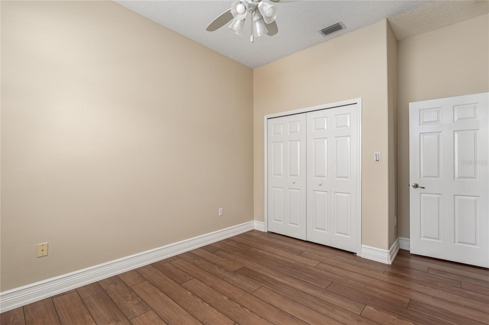 3208 WOODLAND FERN DR — photo 20