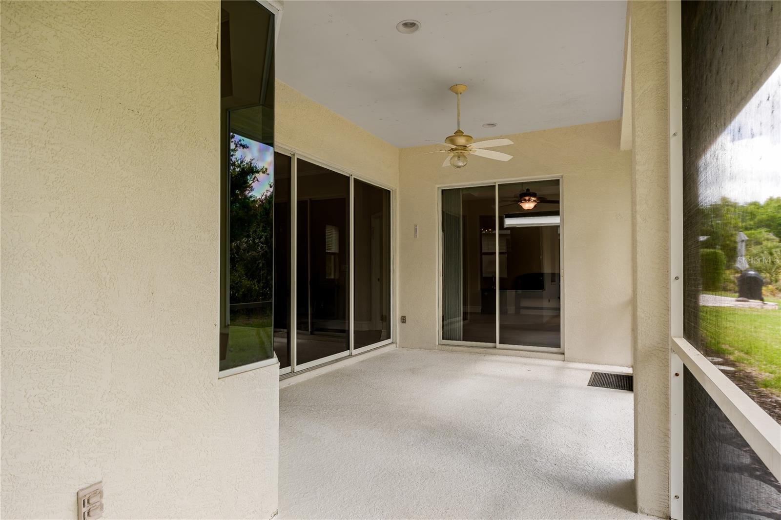 3208 WOODLAND FERN DR — photo 15