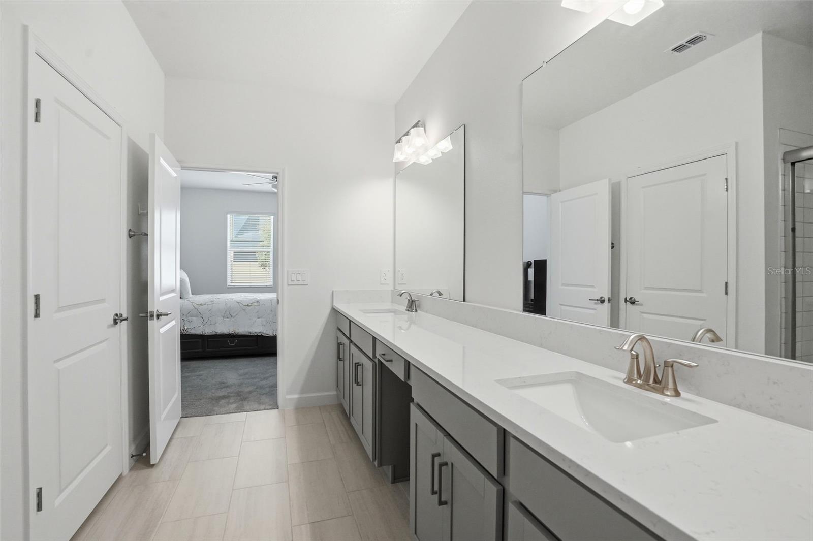 10770 TUPPER CAY DR — photo 37