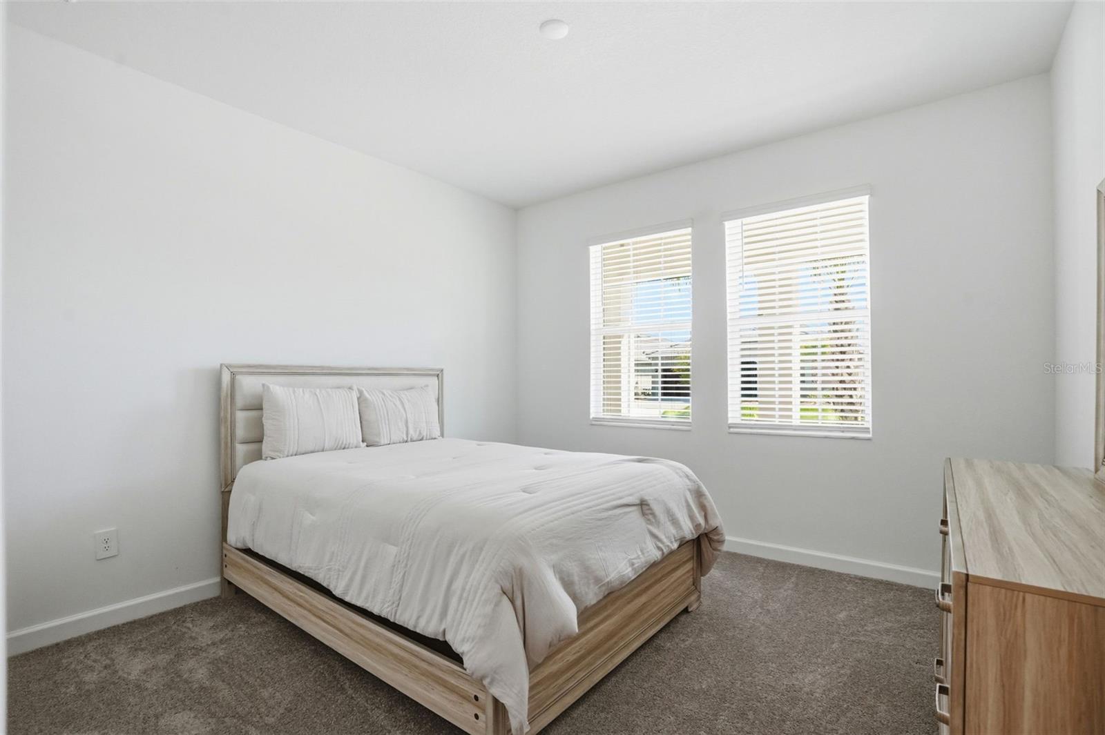 10770 TUPPER CAY DR — photo 40