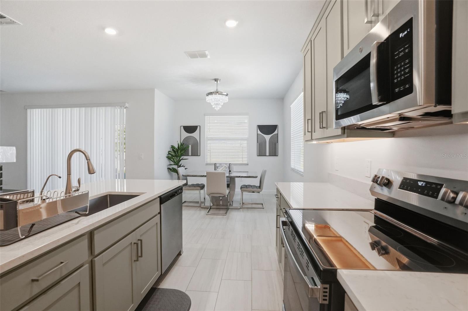10770 TUPPER CAY DR — photo 19