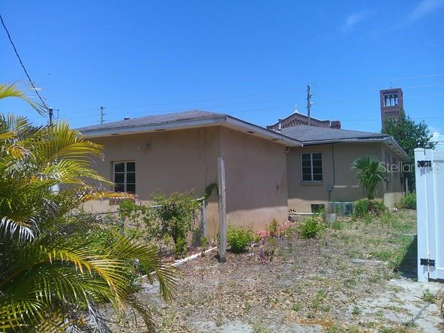 2040 22ND AVE S — photo 4