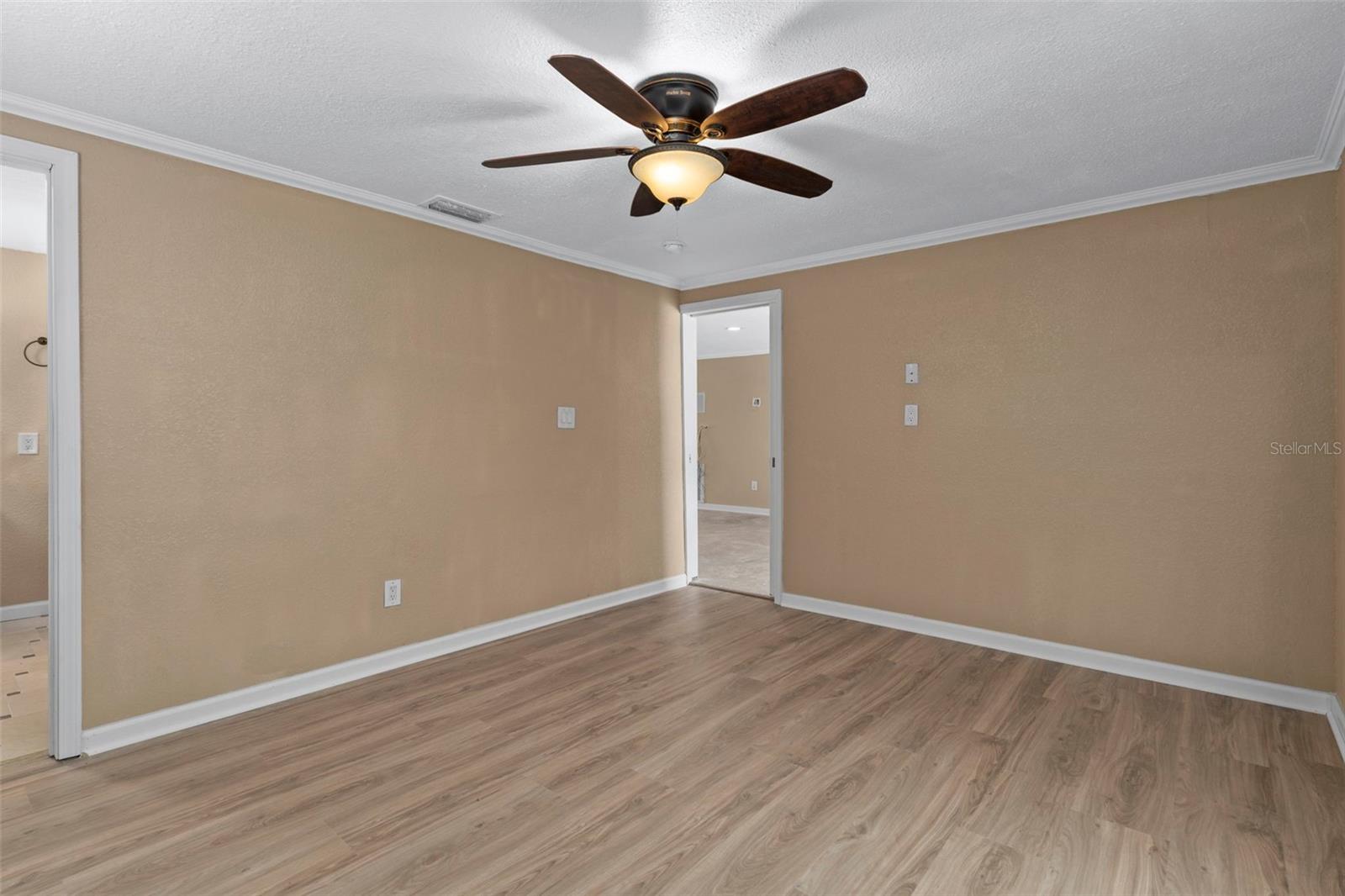 13804 MALCOLM AVE — photo 23