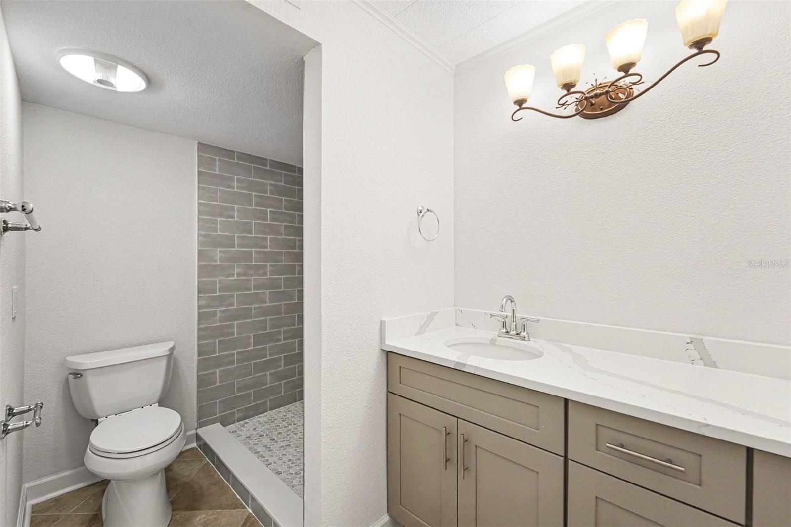 546 PLAZA SEVILLE CT #85 — photo 11