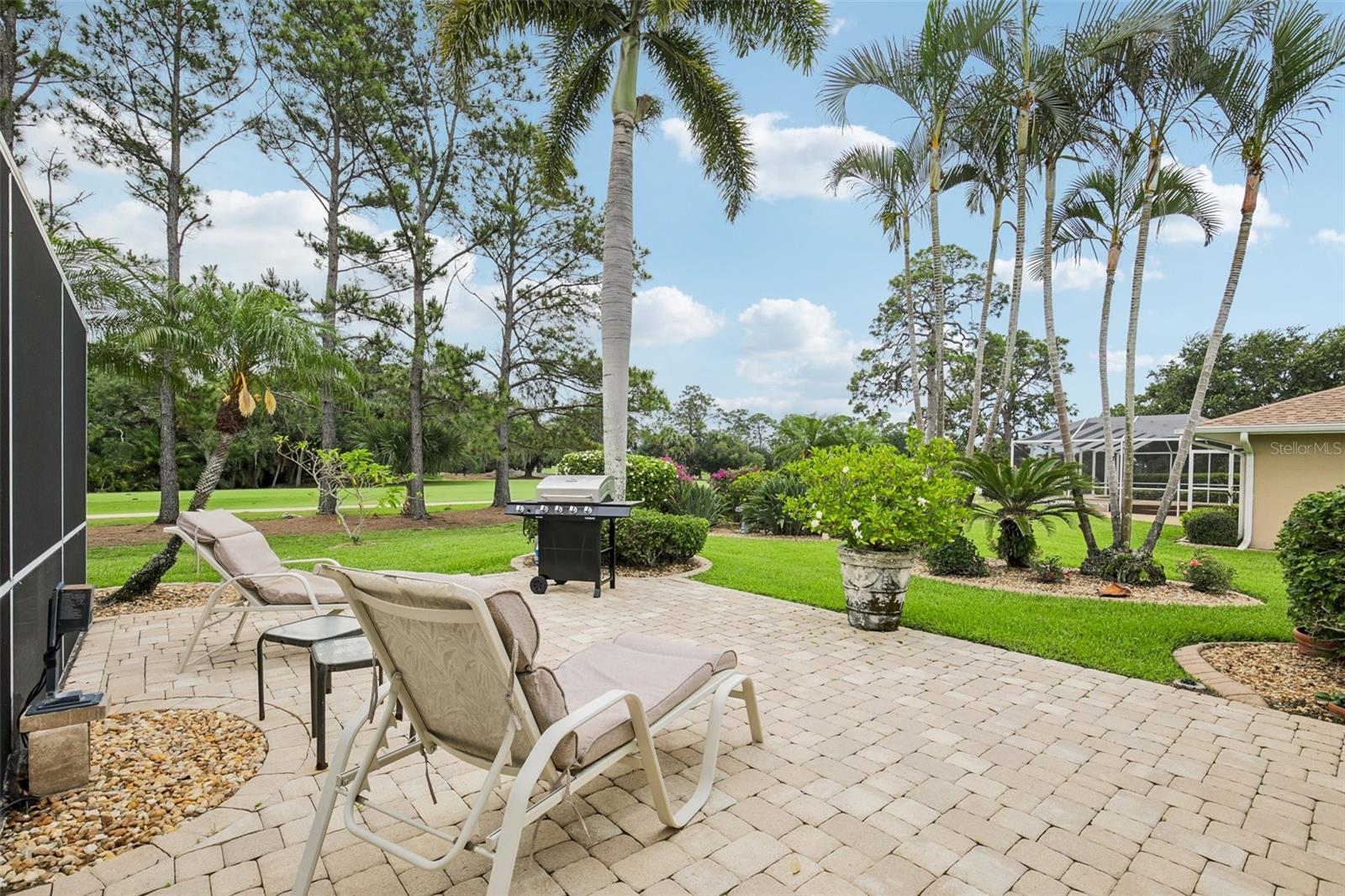 530 MAGELLAN DR — photo 25