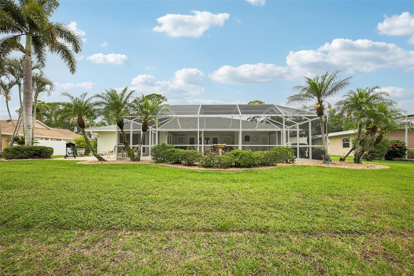 530 MAGELLAN DR — photo 26