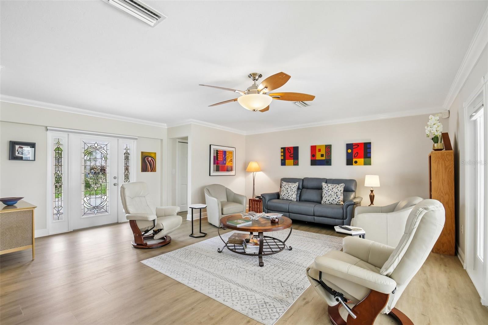 530 MAGELLAN DR — photo 4
