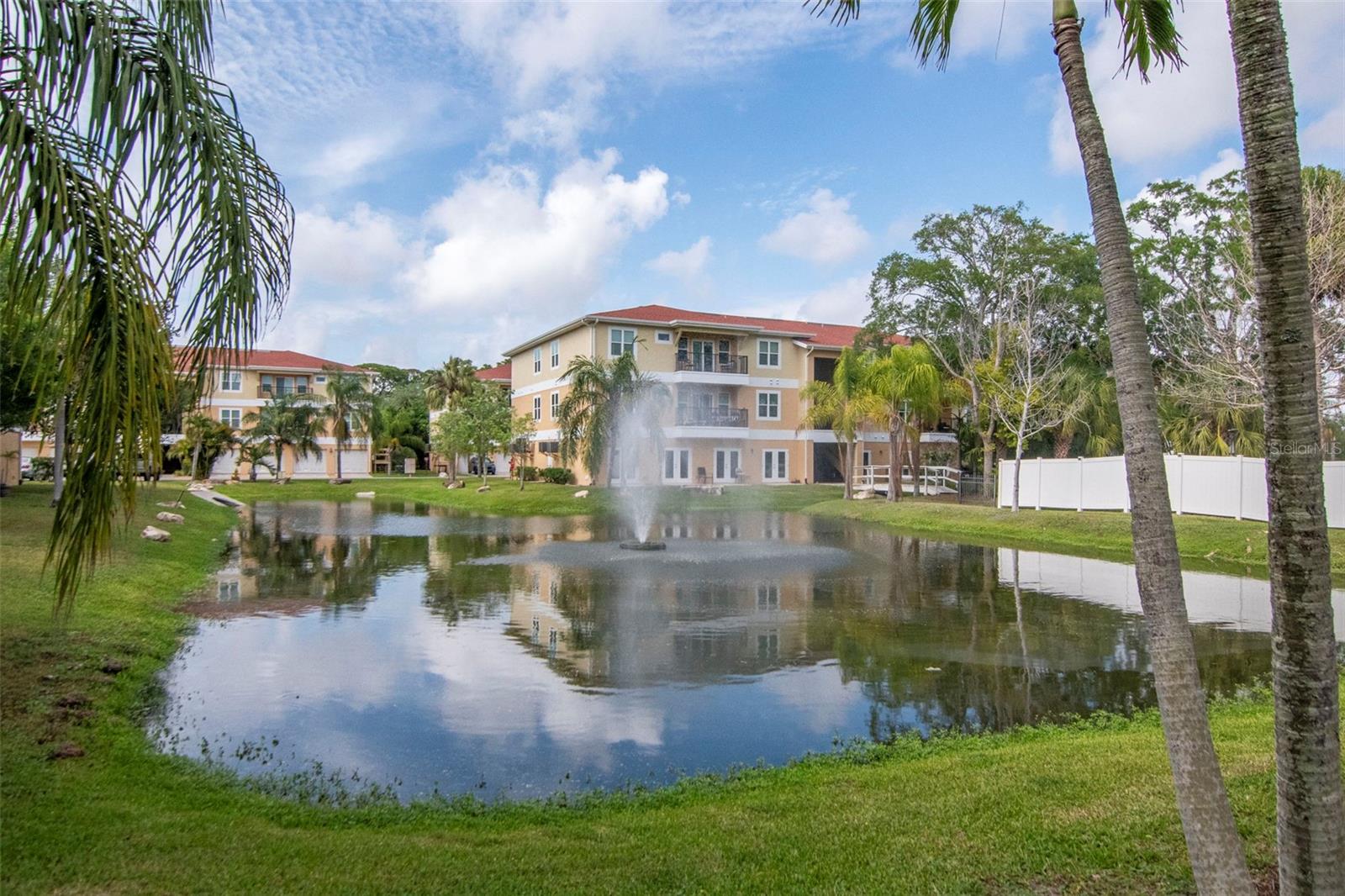 6395 BANYAN BLVD #303 — photo 51