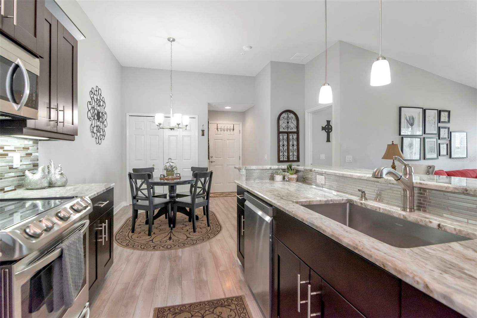 6395 BANYAN BLVD #303 — photo 15