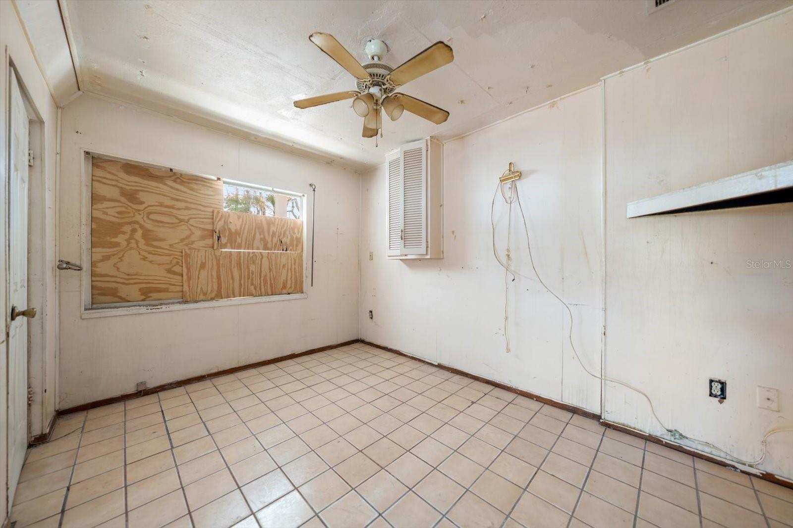 40 77TH AVE — photo 37
