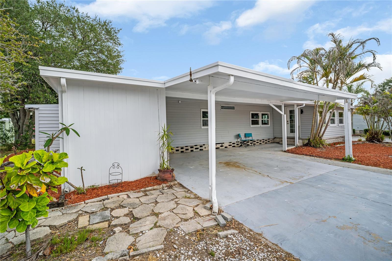 193 BLUE MARLIN DR — photo 3