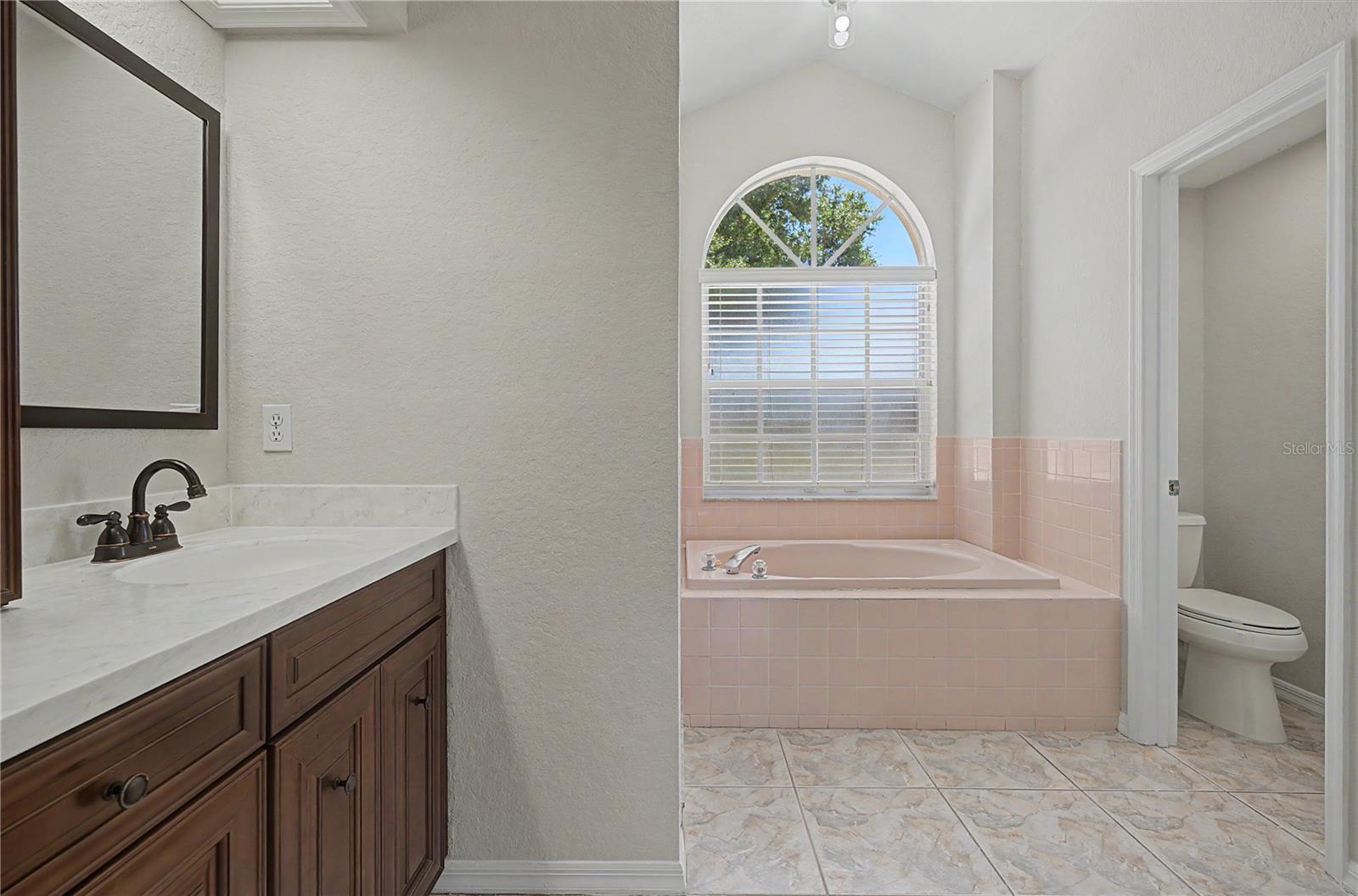 6208 HUNTINGTON DRIVE — photo 36
