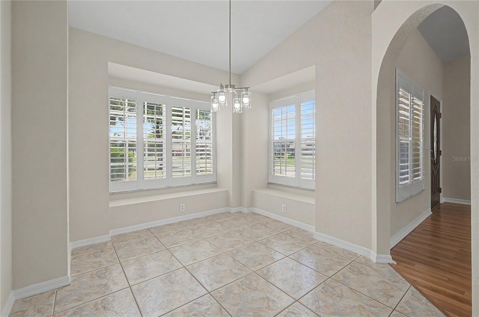 6208 HUNTINGTON DRIVE — photo 26