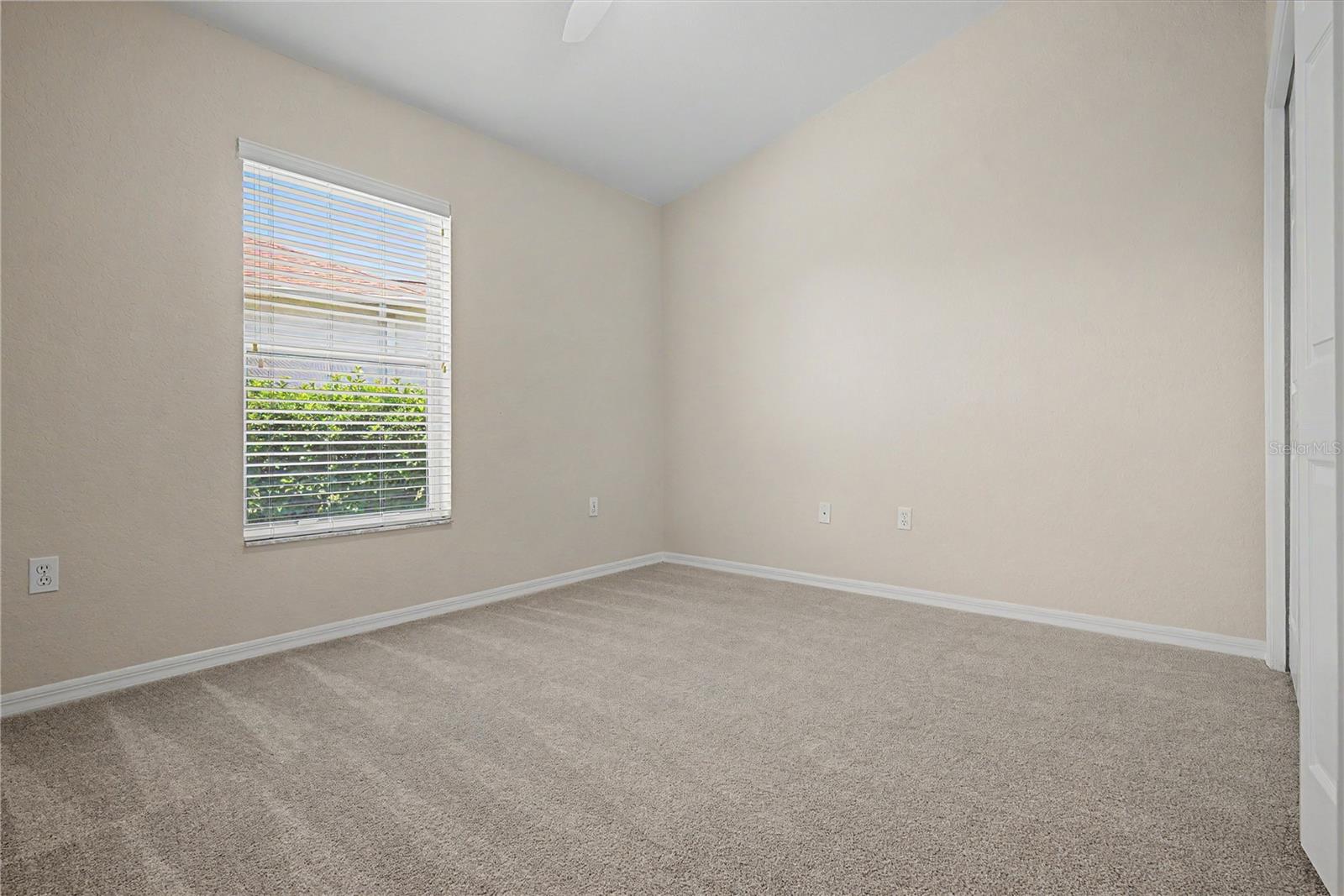 6208 HUNTINGTON DRIVE — photo 40