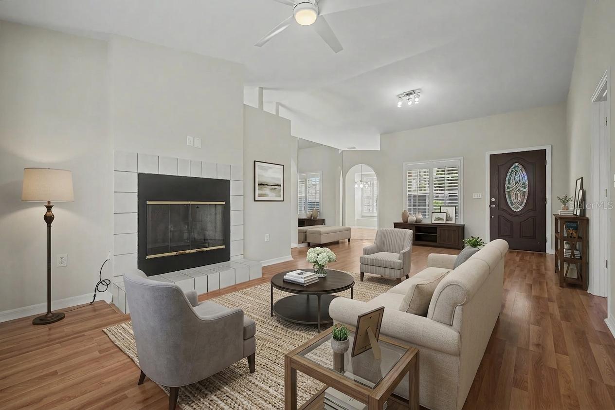 6208 HUNTINGTON DRIVE — photo 2
