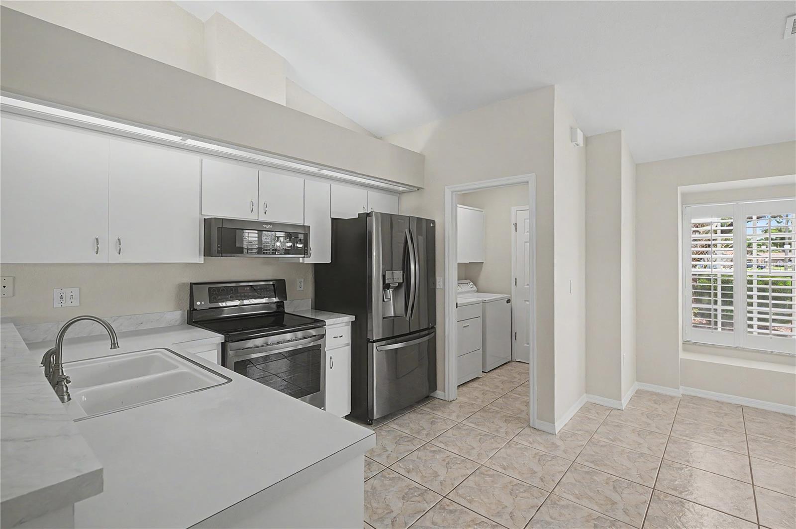 6208 HUNTINGTON DRIVE — photo 18