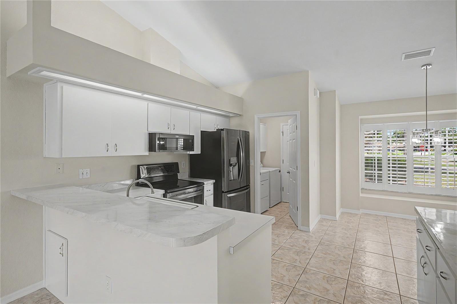 6208 HUNTINGTON DRIVE — photo 25
