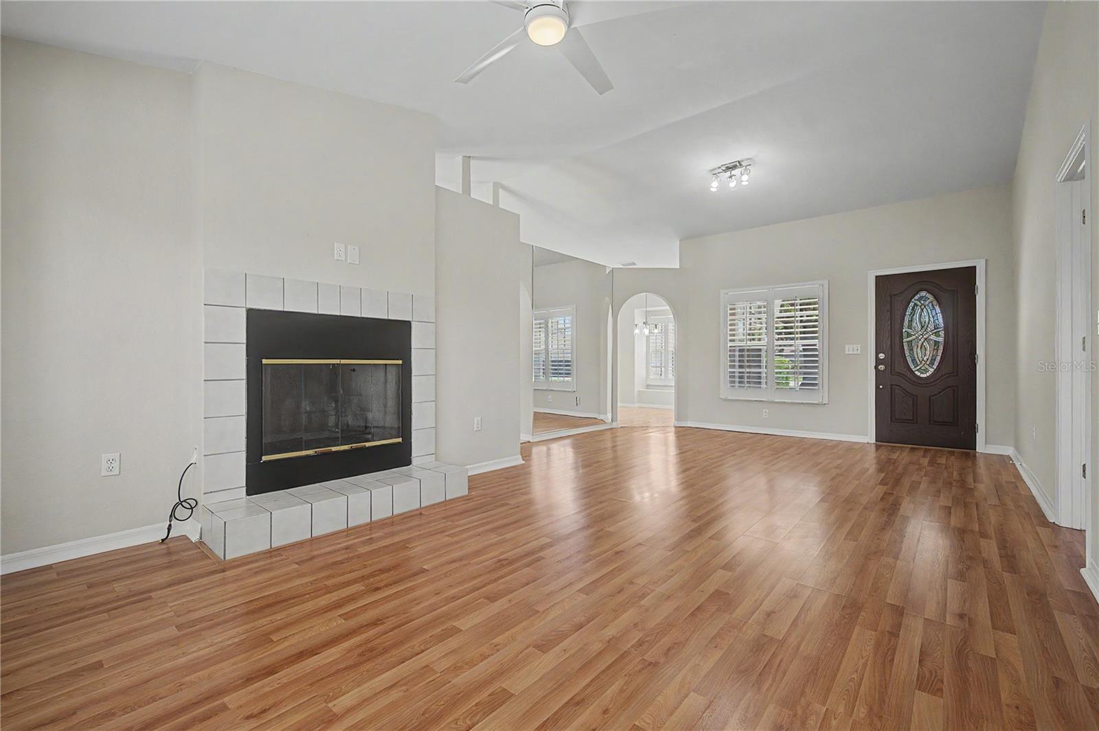 6208 HUNTINGTON DRIVE — photo 17