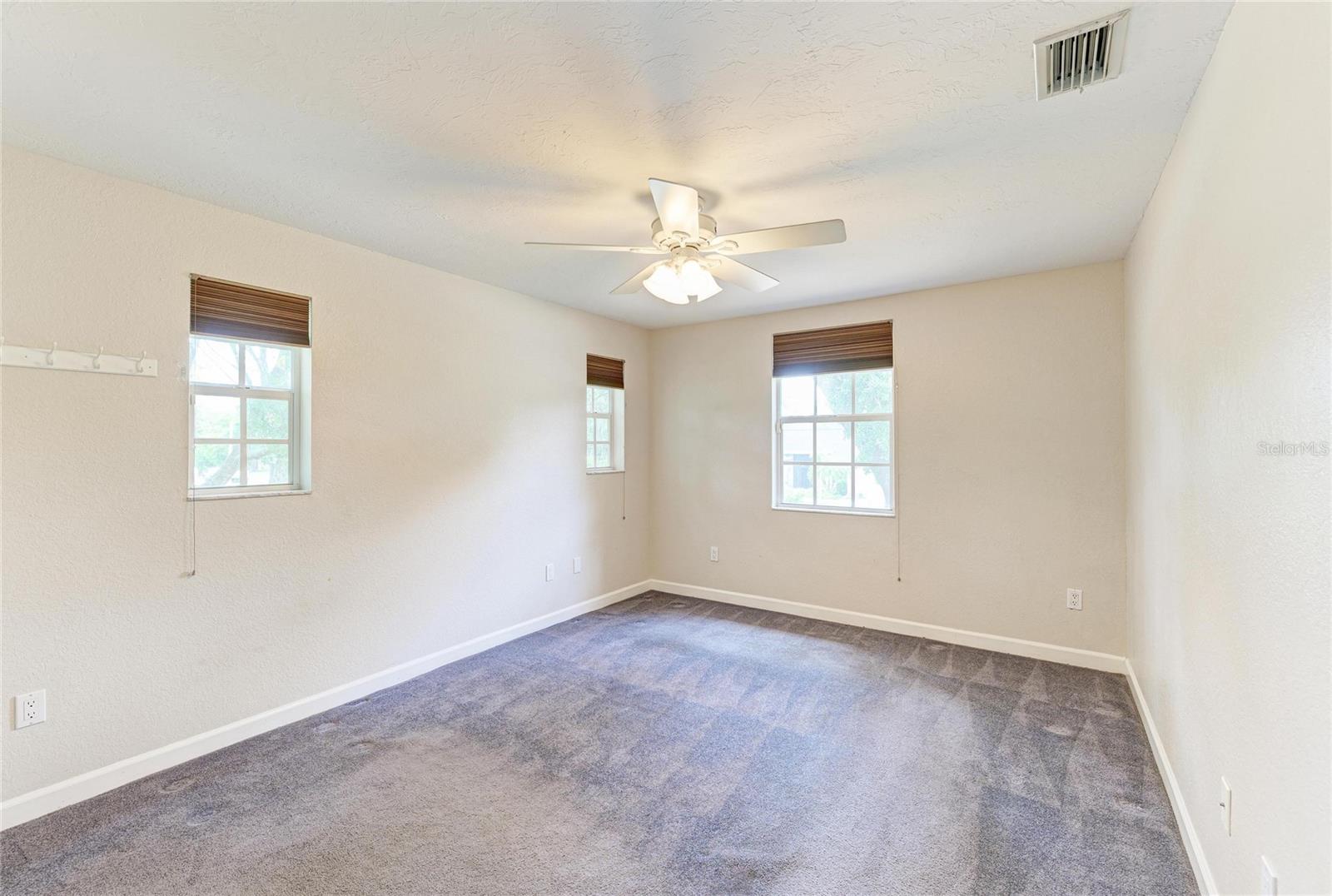 518 129TH ST NE — photo 36