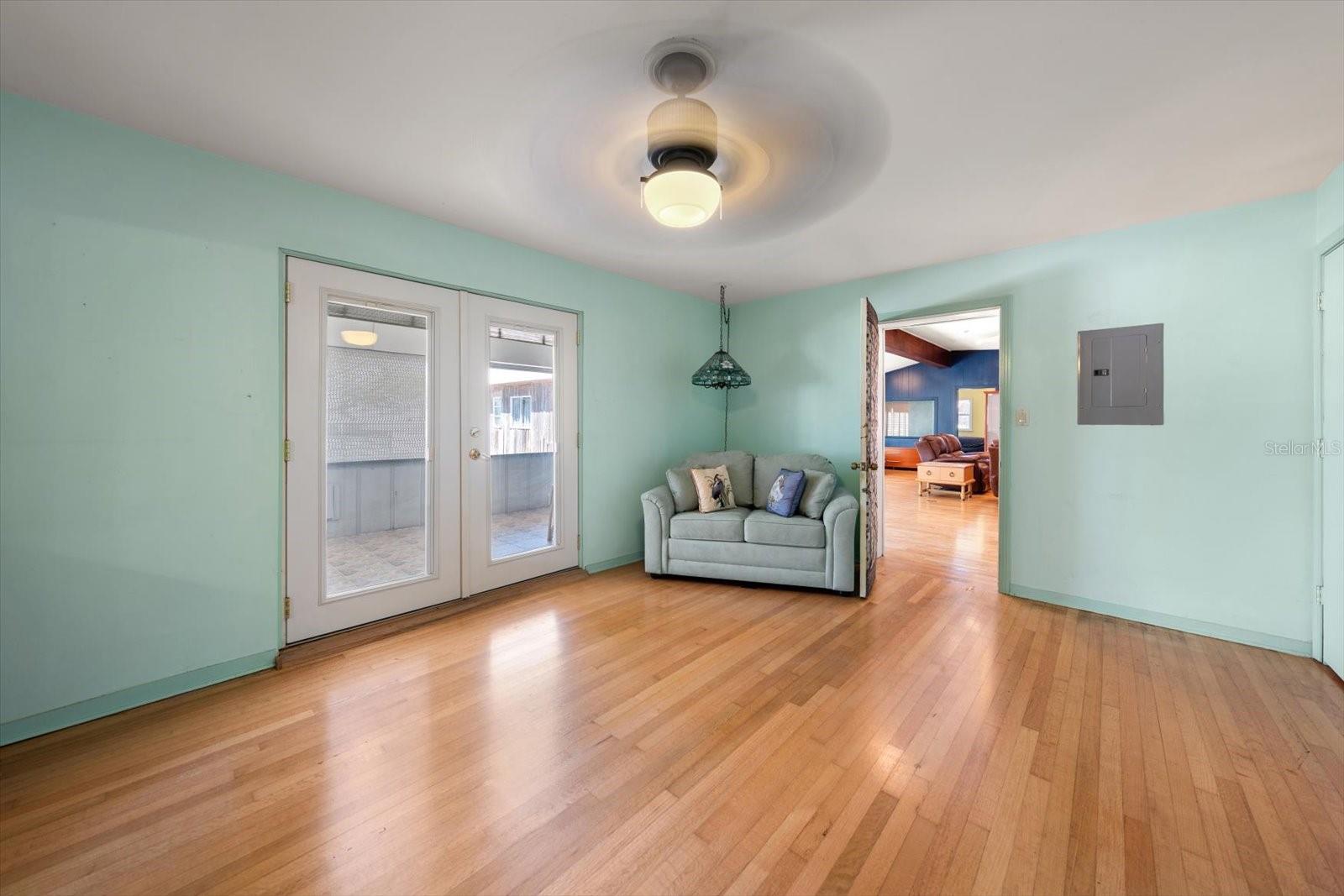 40 77TH AVE — photo 30