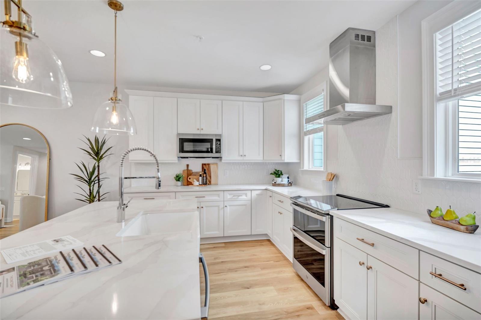 208 W FRANCES AVE #3 — photo 4