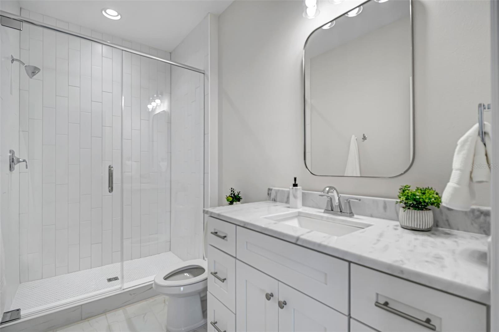 208 W FRANCES AVE #3 — photo 18