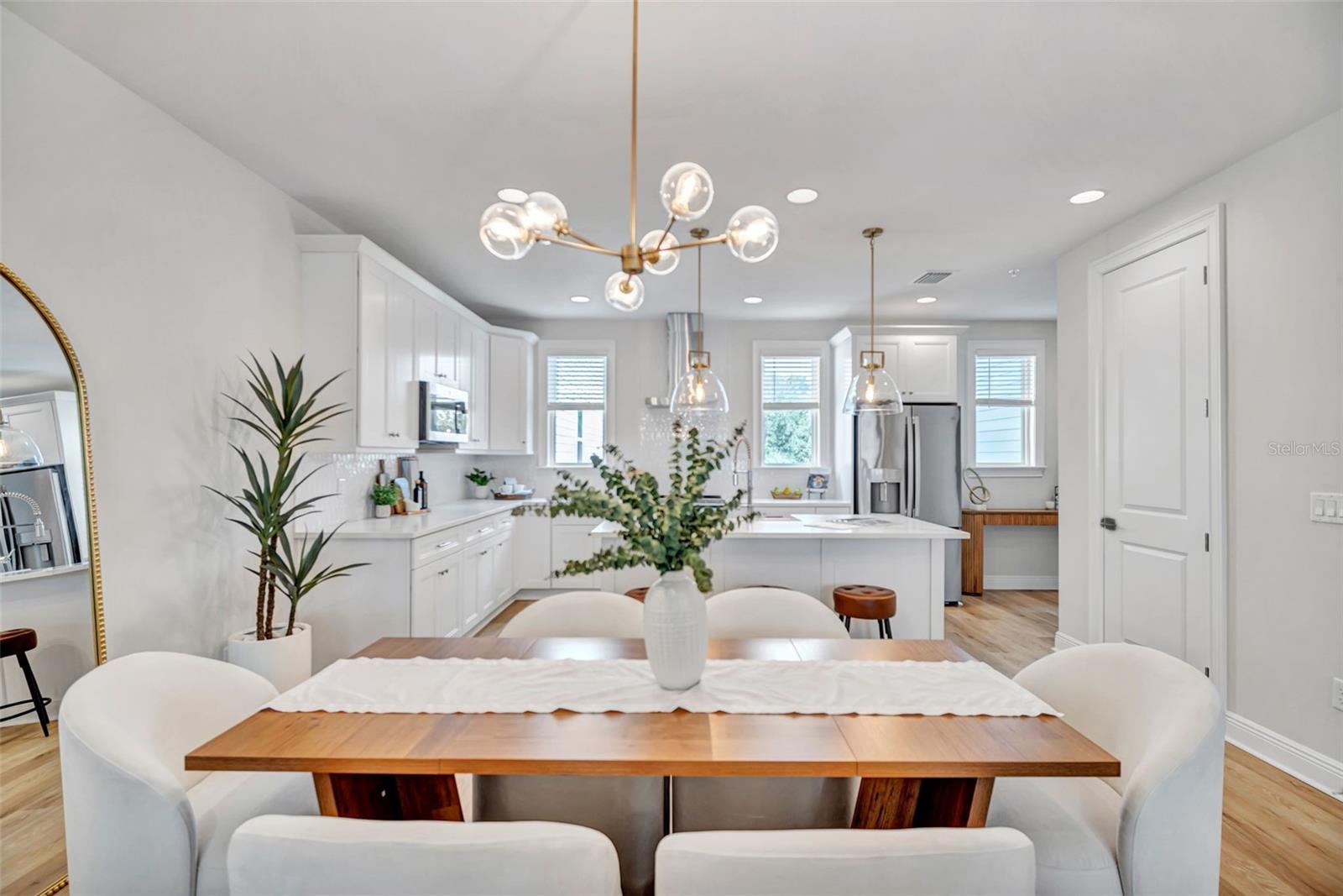 208 W FRANCES AVE #3 — photo 6