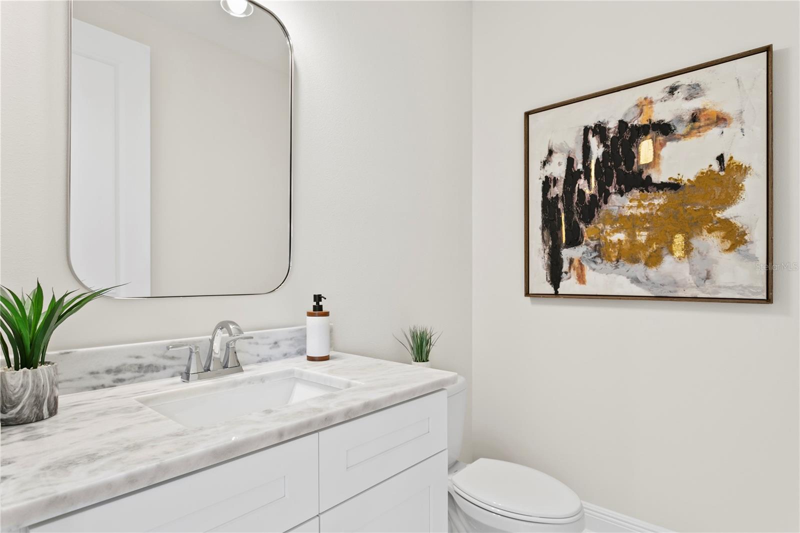 208 W FRANCES AVE #3 — photo 23