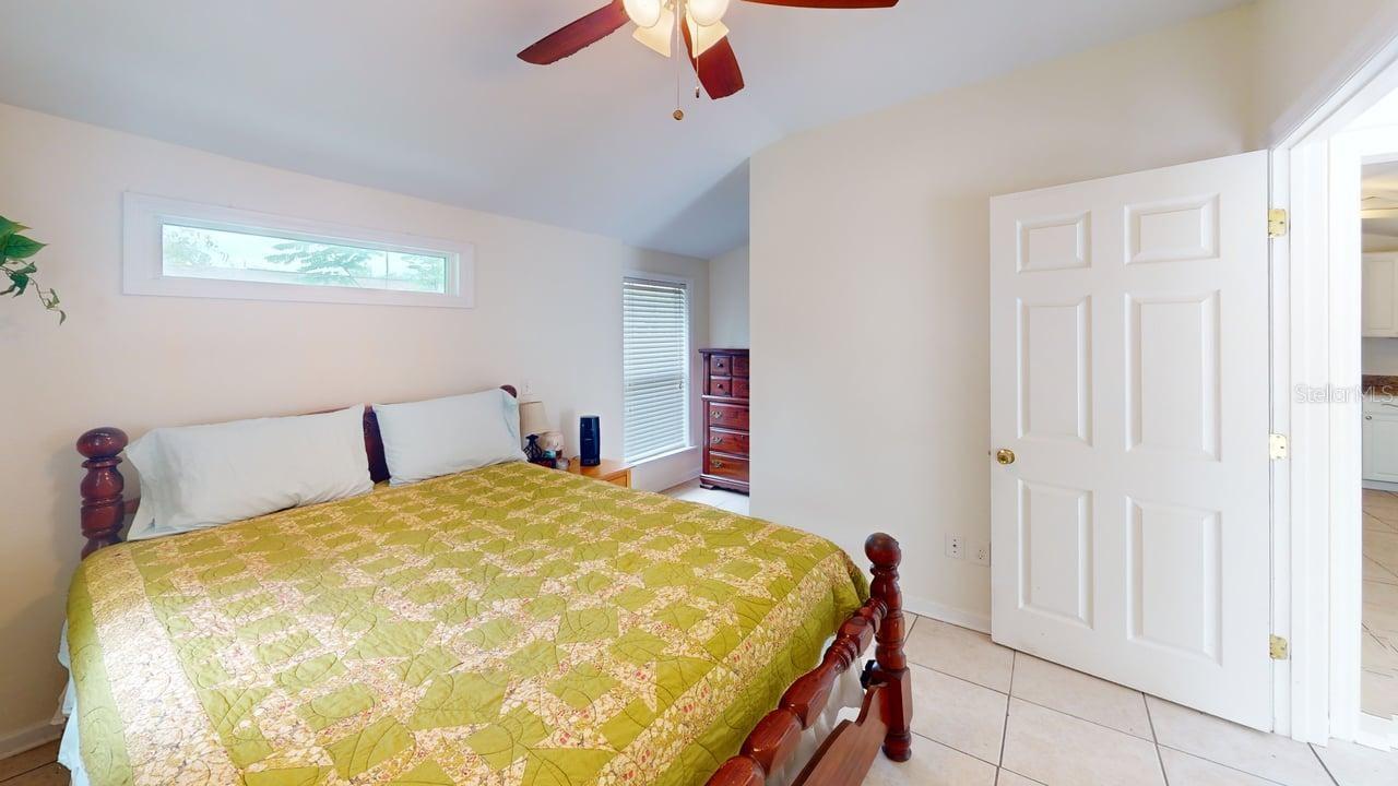 2912 HAWTHORNE ST — photo 32