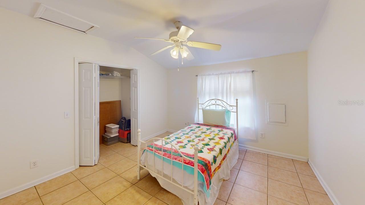 2912 HAWTHORNE ST — photo 37